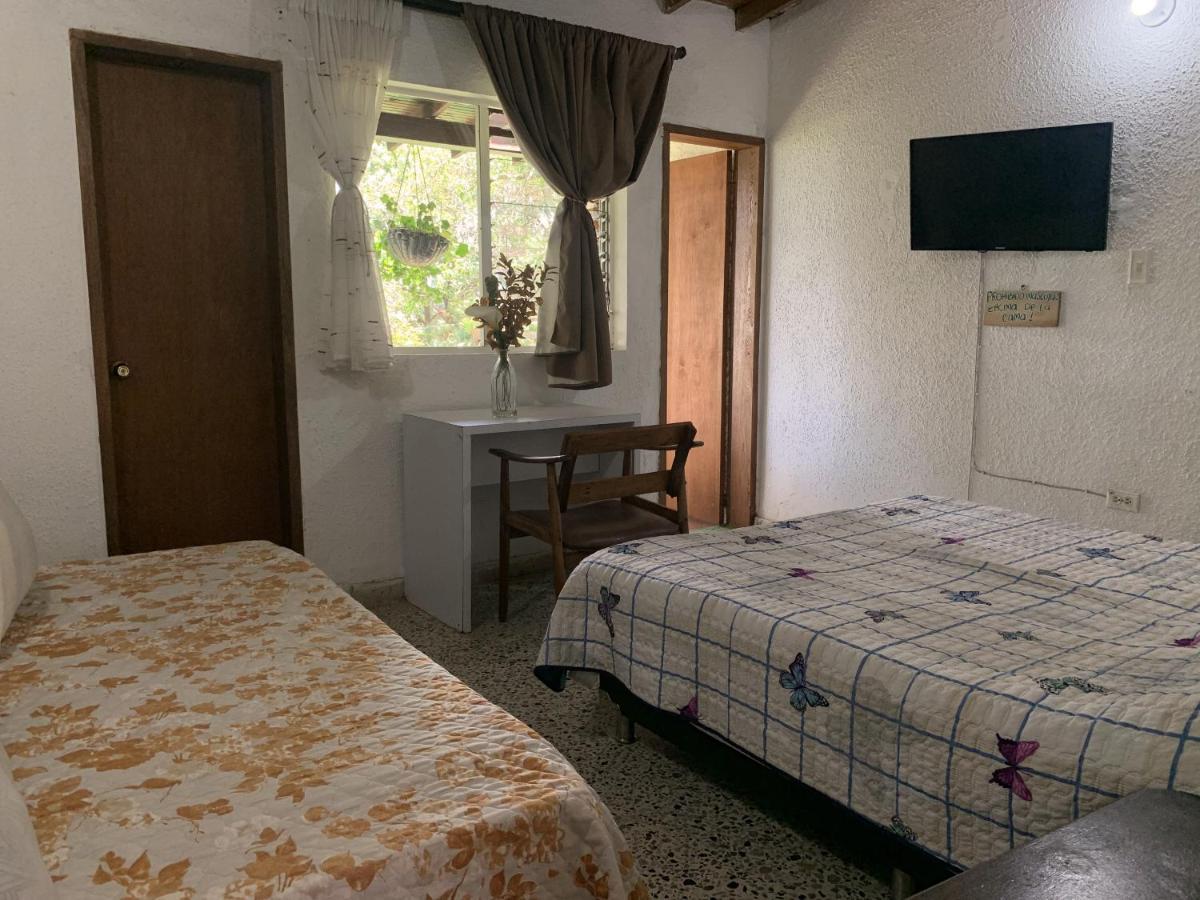 Al Bosque Hostel & Glamping Santa Elena  Εξωτερικό φωτογραφία